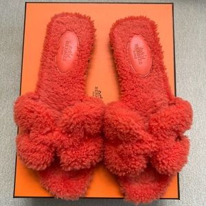*SOLD* Hermes Oran Orange Woolskin 38 8 sold out